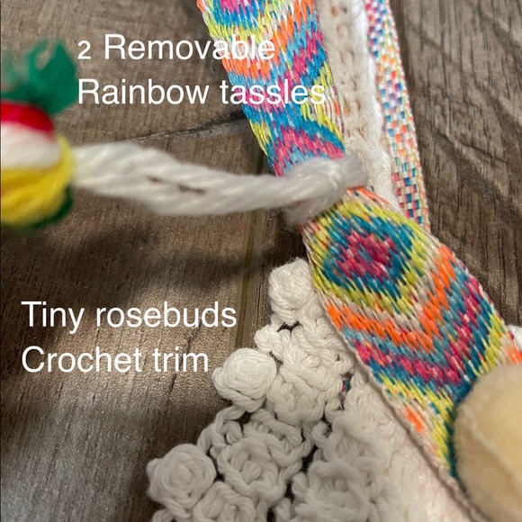 NWT S Boho tassel fringe white crochet rainbow top price final price is firm - Picture 4 of 16